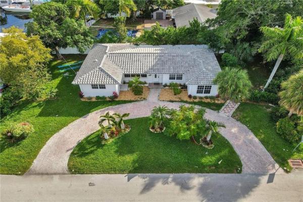 Pompano Isles, 2206 SE 14th St, Pompano Beach, Florida 33062, image 1