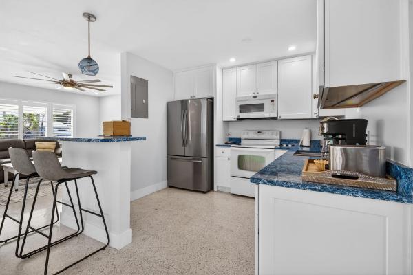 Shorewood, 1123 SE 2nd Ave, Deerfield Beach, Florida 33441, image 1