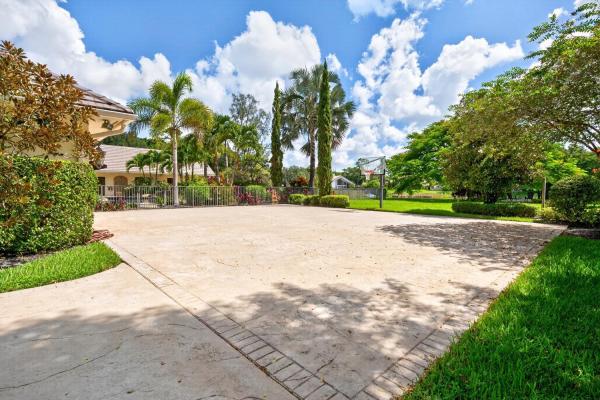 Whispering Woods, 5591 W Leitner Dr, Coral Springs, Florida 33067, image 2