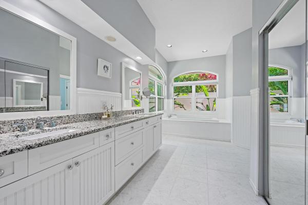 18504 SE Heritage Oaks Ln, Jupiter, Florida 33469, image 1