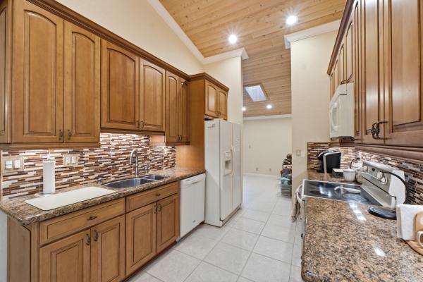 Shadow Wood, 8719 NW 1st St, Coral Springs, Florida 33071, image 2