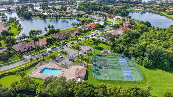 7541 Downwinds Ln, Lake Worth, Florida 33467, image 1