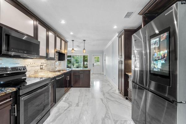 Kelsey City, 819 6th St, Lake Park, Florida 33403, image 3