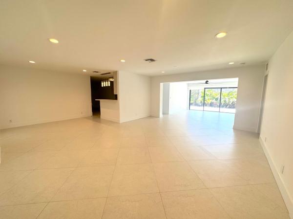 Imperial Point, 2280 NE 62nd St, Fort Lauderdale, Florida 33308, image 2