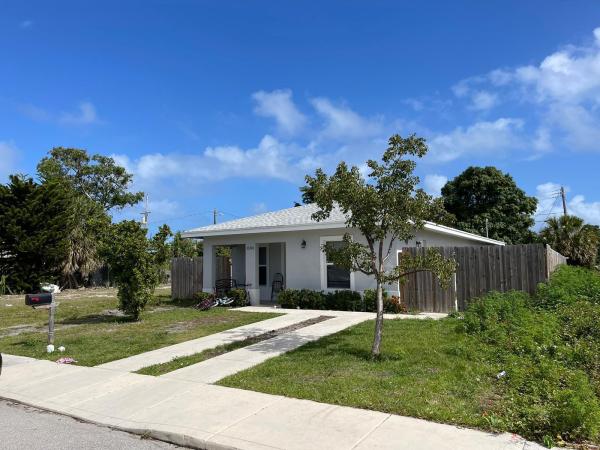 Lake Worth Town, 1506 S J St, Lake Worth Beach, Florida 33460, image 2