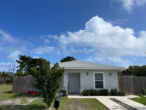 Lake Worth Town, 1506 S J St, Lake Worth Beach, Florida 33460, image 1