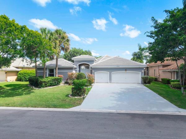 Kensington Glen, 4862 Kensington Cir, Coral Springs, Florida 33076, image 1