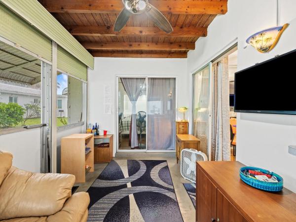 Leisureville, 210 NW 25th Ct, Pompano Beach, Florida 33064, image 3