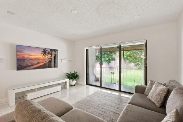 Pine Ridge North 2, 609 Sea Pine Way #F2, Greenacres, Florida 33415, image 3
