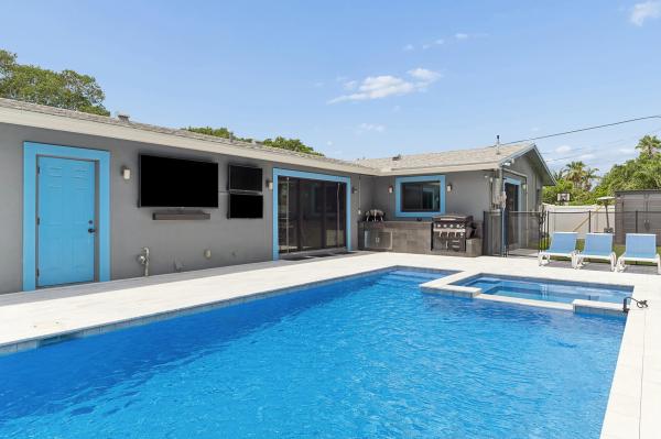 Mission Hill, 405 Chapel Hill Blvd, Boynton Beach, Florida 33435, image 3