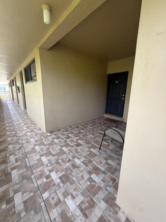 St James, 3208 SE 11th St #202, Pompano Beach, Florida 33062, image 3