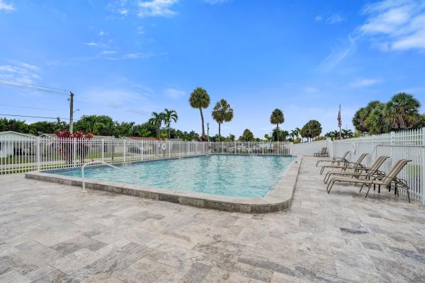 Tamarac Lakes South, 4900 NW 27th Ter, Tamarac, Florida 33309, image 2