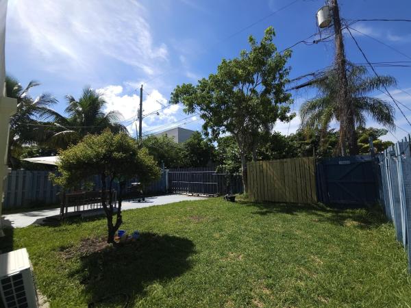St James Court, 1639 Hayes St #1-2, Hollywood, Florida 33020, image 3