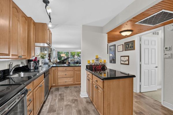 Boca Bayou, 3 Royal Palm Way #1020, Boca Raton, Florida 33432, image 3