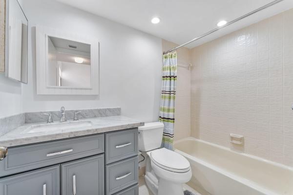 Patio Homes, 119 Old Meadow Way, Palm Beach Gardens, Florida 33418, image 2