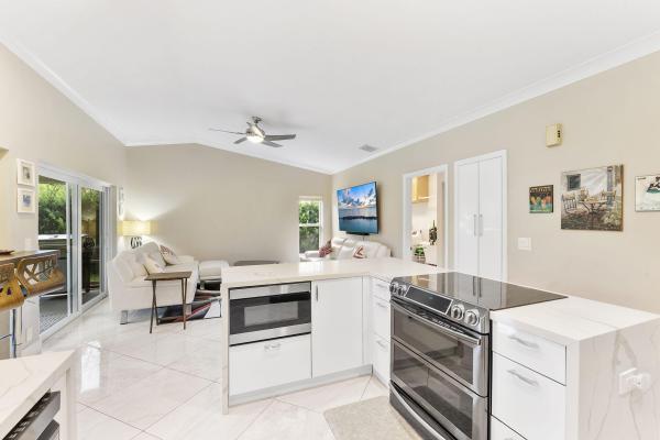 Island Lakes At Loggers Run, 11294 Island Lakes Ln, Boca Raton, Florida 33498, image 3