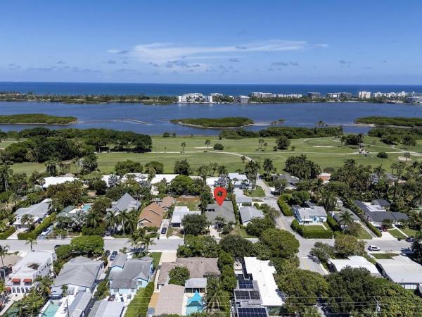 Lake Worth Town, 1106 N Lakeside Dr, Lake Worth Beach, Florida 33460, image 1