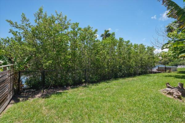 Hollywood Lakes, 1158 Grant St, Hollywood, Florida 33019, image 2
