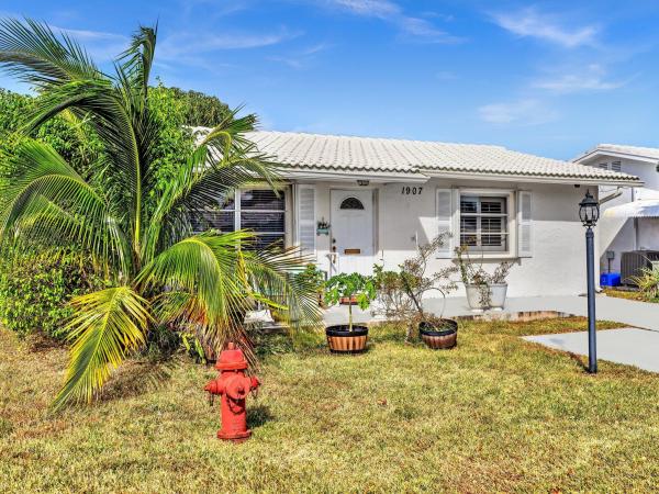 Palm Beach Leisureville, 1907 SW 22nd Ave, Boynton Beach, Florida 33426, image 3