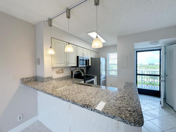 Olympic Pointe At Cypress Bend, 2220 N Cypress Bend Dr #503, Pompano Beach, Florida 33069, image 2
