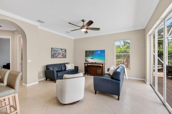 Black Diamond, 1183 Canyon Way, Wellington, Florida 33414, image 3