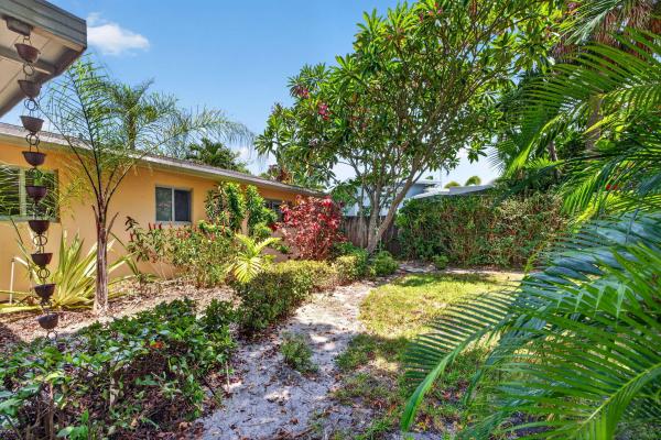 Coral Woods, 1858 NE 34th St, Oakland Park, Florida 33306, image 3