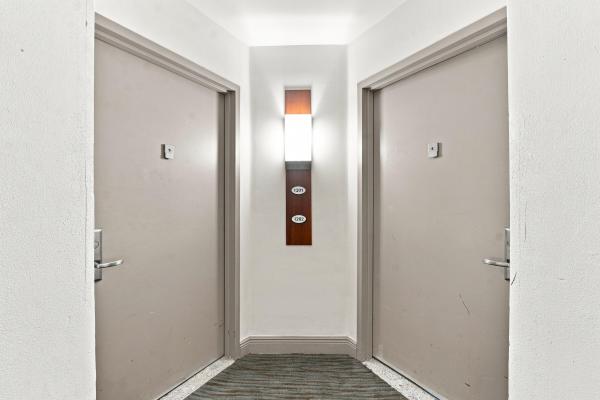 Opera Tower, 1750 N Bayshore Dr #1202, Miami, Florida 33132, image 3