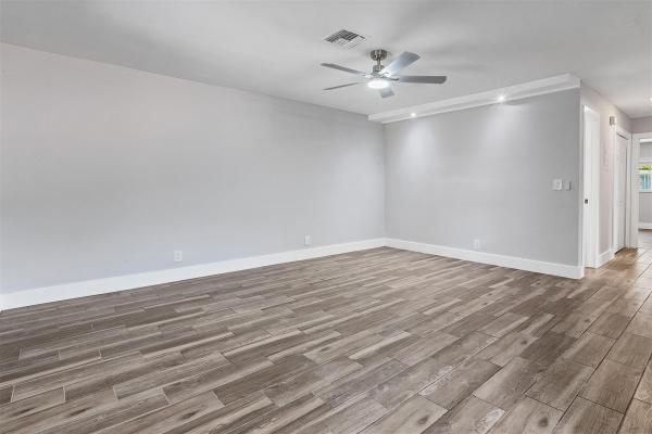 Lakes Garden, 10131 NW 35th St #16, Coral Springs, Florida 33065, image 2