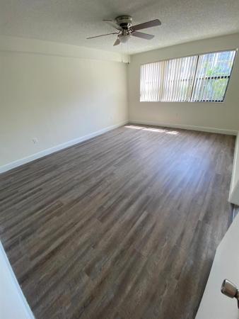 Country Club Towers, 18335 NW 68th Ave #750-205, Hialeah, Florida 33015, image 2
