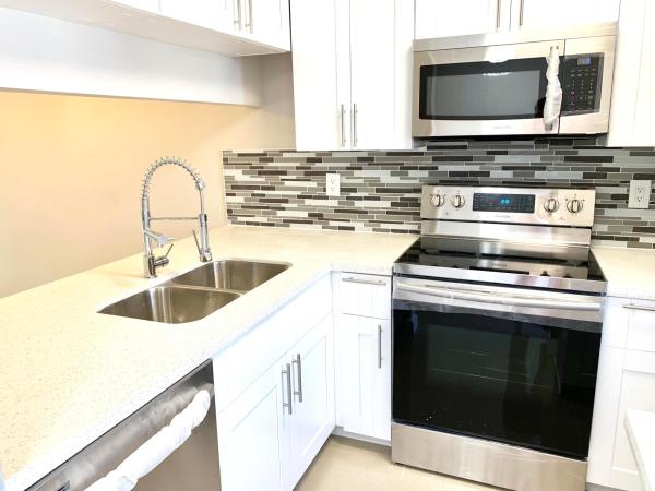 Forest Park, 2750 Forest Hills Blvd #208, Coral Springs, Florida 33065, image 1