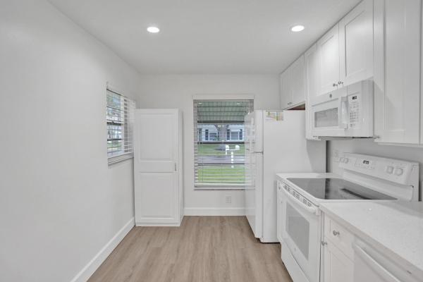 Lauderdale West, 1050 NW 87th Ave #B141, Plantation, Florida 33322, image 2