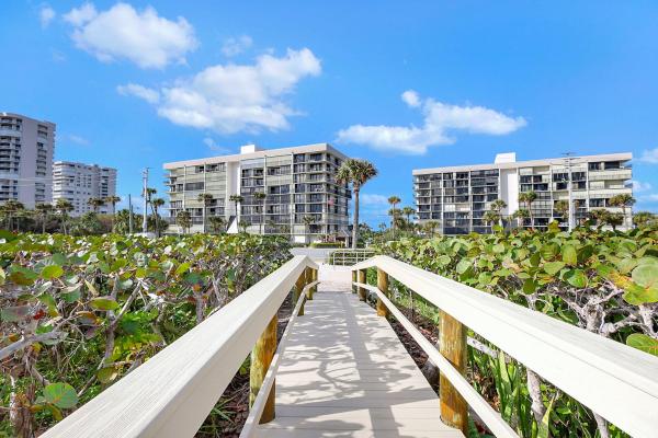 Bryn Mawr Ocean Towers, 5059 N Hwy A1a #406, Fort Pierce, Florida 34949, image 1