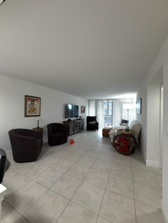 Boca Bayou, 20 Royal Palm Way #3020, Boca Raton, Florida 33432, image 3