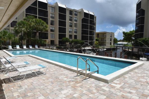 Boca Bayou, 20 Royal Palm Way #3020, Boca Raton, Florida 33432, image 2