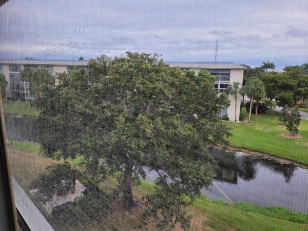 Martinique Village, 4401 Martinique Ct #D4, Coconut Creek, Florida 33066, image 2