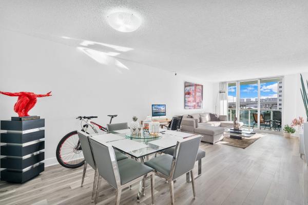 Oceanview B, 19380 Collins Ave #523, Sunny Isles Beach, Florida 33160, image 2