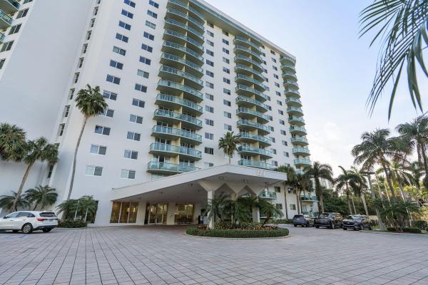 Oceanview B, 19380 Collins Ave #523, Sunny Isles Beach, Florida 33160, image 1