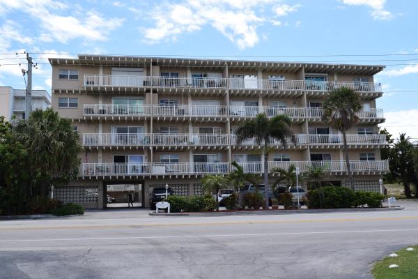 Imperial House, 4500 S Ocean Blvd #309, South Palm Beach, Florida 33480, image 2