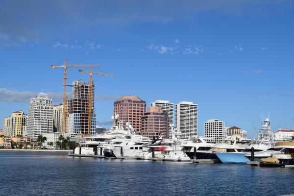 Imperial House, 4500 S Ocean Blvd #309, South Palm Beach, Florida 33480, image 1