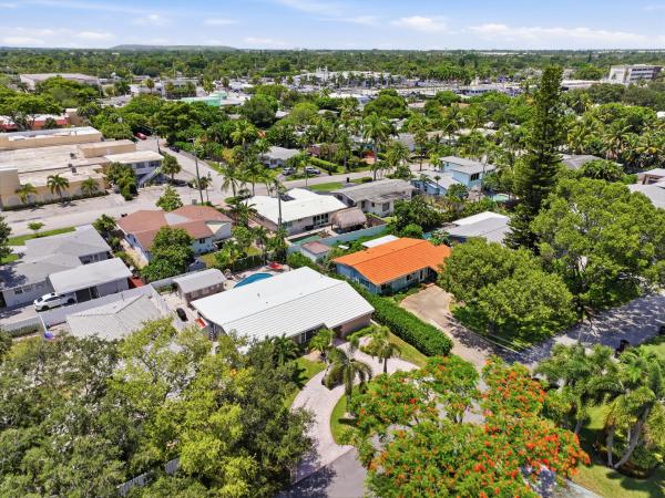 Hillsboro Estates, 2511 NE 20th Ave, Lighthouse Point, Florida 33064, image 2