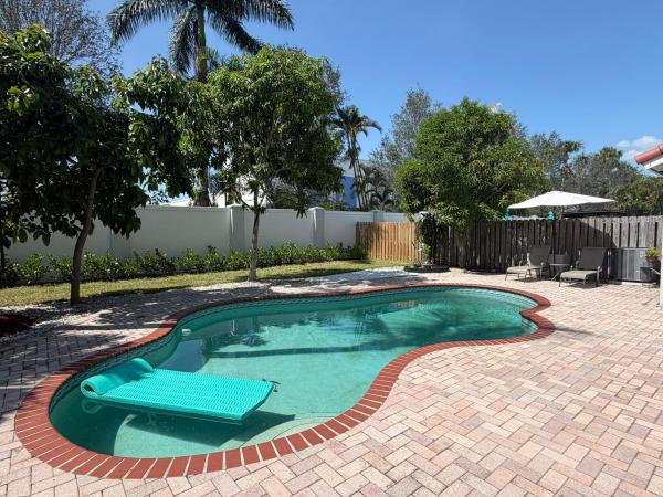 Coco Palms, 4742 NW 5th Ct, Coconut Creek, Florida 33063, image 2