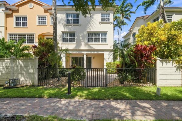Trieste At Boca, 5550 NE Trieste Ter, Boca Raton, Florida 33487, image 3