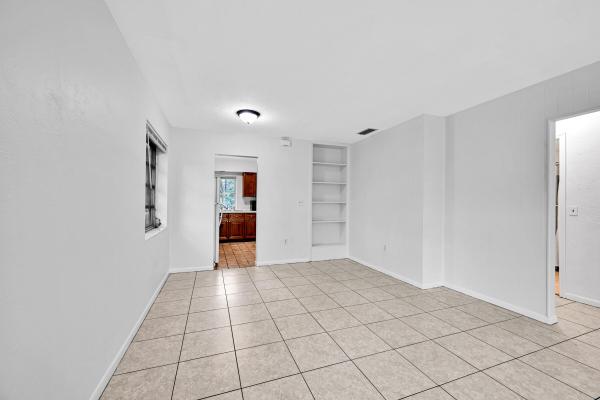 199 SW 15th St #3, Boca Raton, Florida 33432, image 2