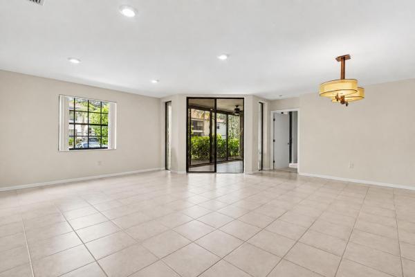 5136 Floria Dr #H, Boynton Beach, Florida 33437, image 3