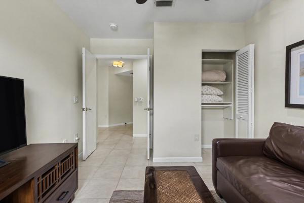5136 Floria Dr #H, Boynton Beach, Florida 33437, image 1