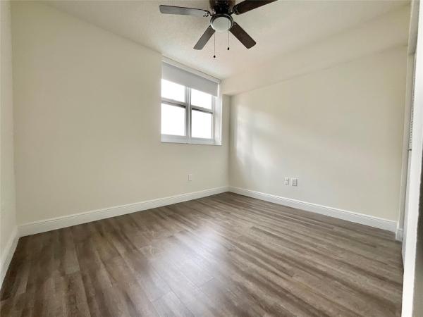 Intracostal Yacht Club, 16900 N Bay Rd #501, Sunny Isles Beach, Florida 33160, image 3