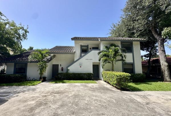 Castlewood, 11460 NW 39th St #1-3, Coral Springs, Florida 33065, image 3