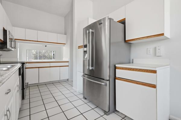 Jacaranda Pointe, 9516 NW 8th Cir, Plantation, Florida 33324, image 1