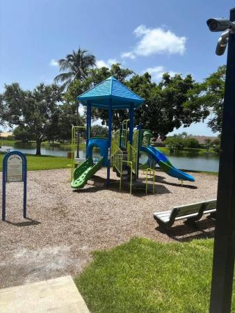 7780 Stone Harbour Dr #4, Lake Worth, Florida 33467, image 1