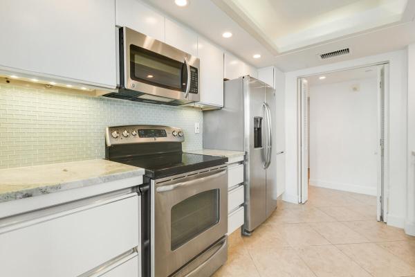 Old Port Cove Tower West, 123 Lakeshore Dr #PH-45, North Palm Beach, Florida 33408, image 3
